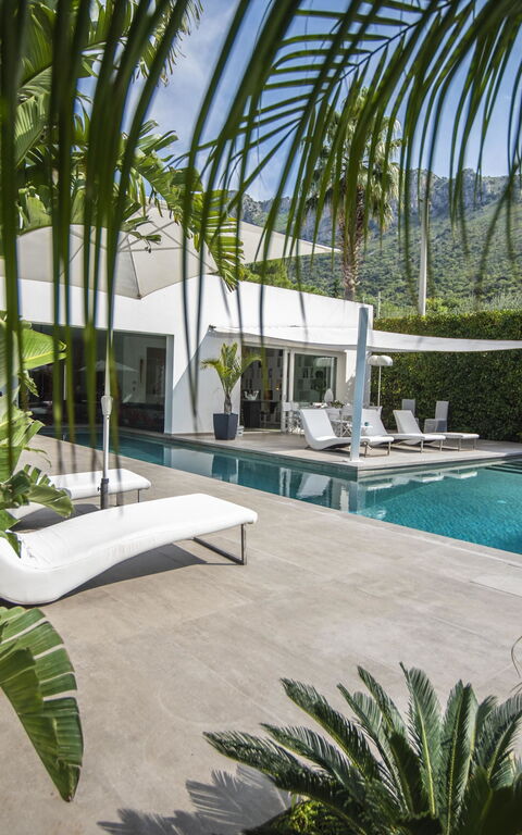 Villa Denari: Draussen