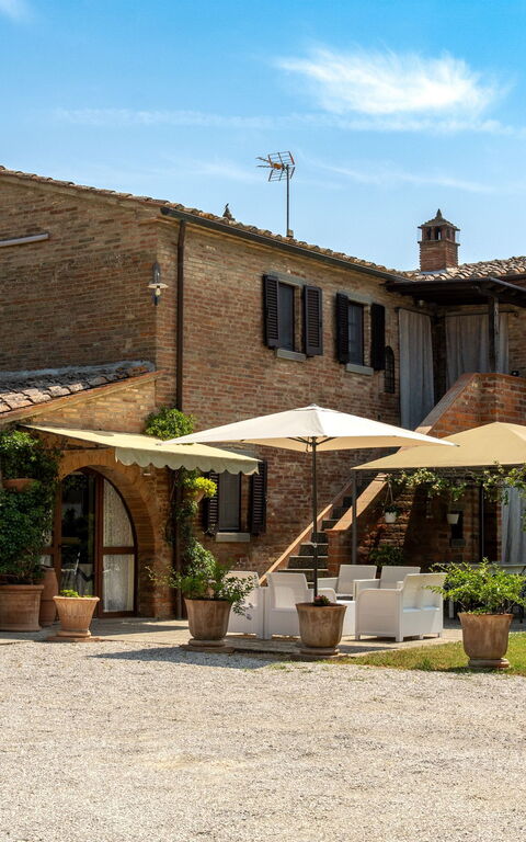 Casale Miro: Außen, Draussen