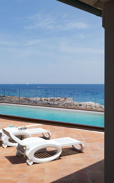 Villa Ala: Draussen, Garten, Schwimmbad