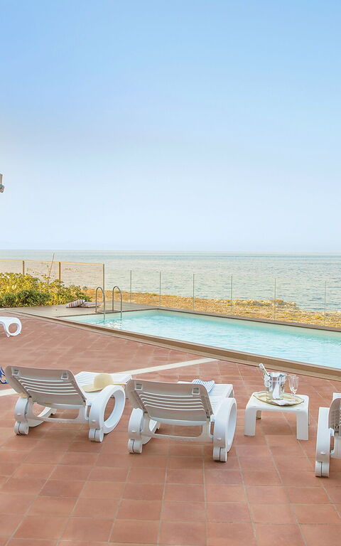 Villa Ala: Ansichten, Draussen, Schwimmbad