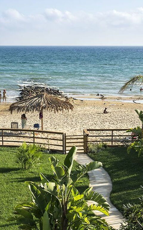 Villa Muriel: Ansichten, Draussen, Garten