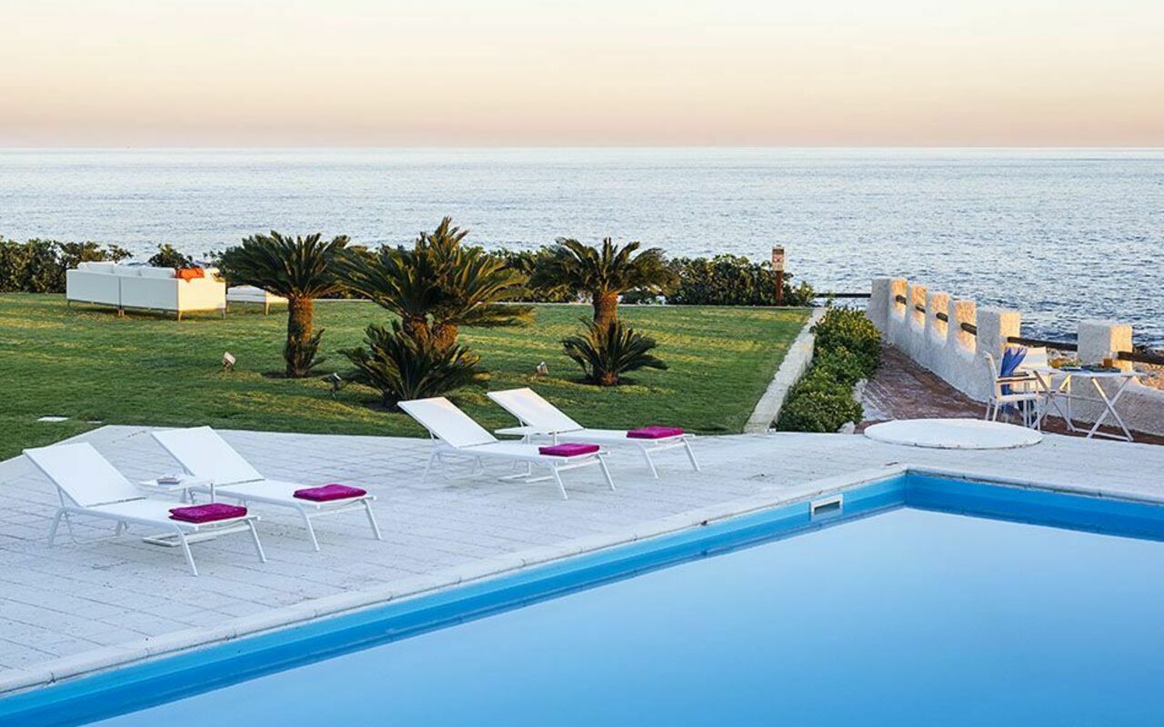 Blu Moon: Ansichten, Draussen, Garten, Schwimmbad