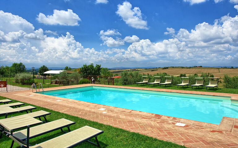 Villa Farneta: Schwimmbad