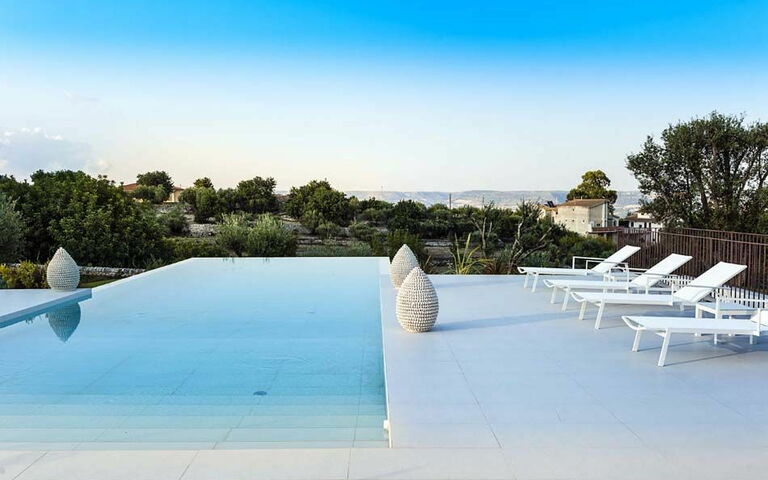 Villa Casi o Cantu: Schwimmbad