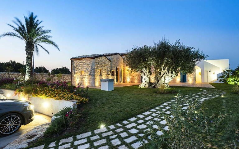 Villa Casi o Cantu: Draussen