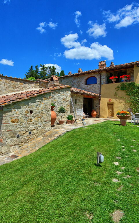 Villa Sonia: Draussen