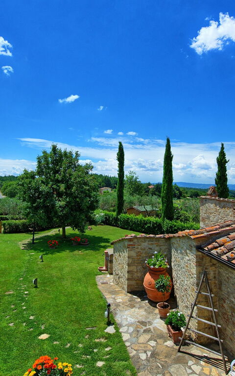 Villa Sonia: Draussen