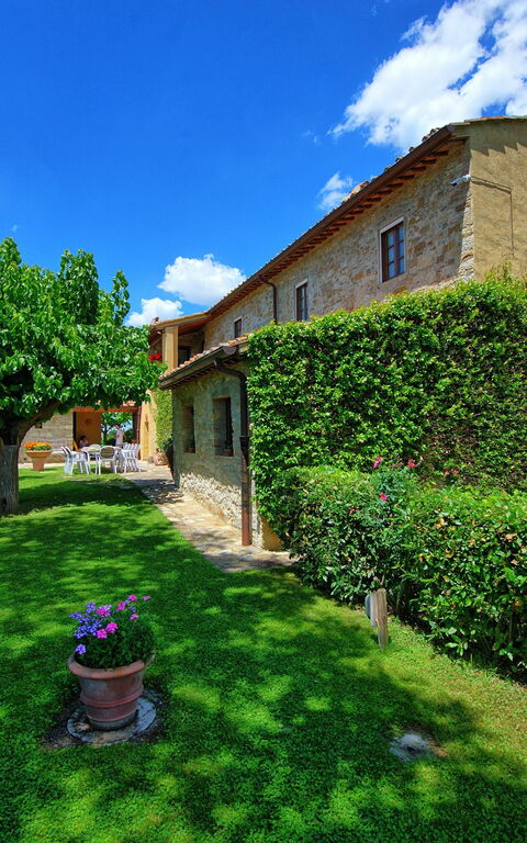 Villa Sonia: Draussen