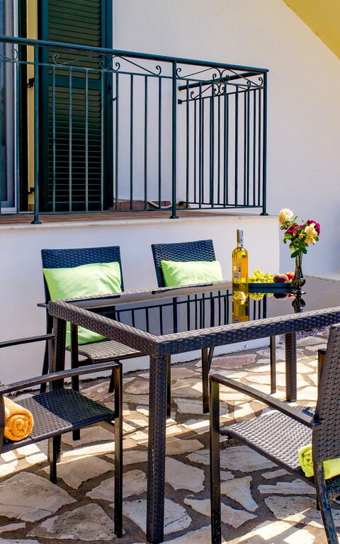 Villa Di Giovanni: Draussen