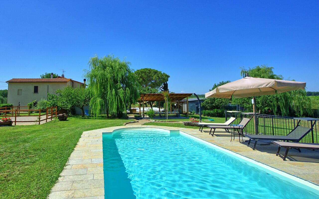 Casa Violina: Garten, Schwimmbad