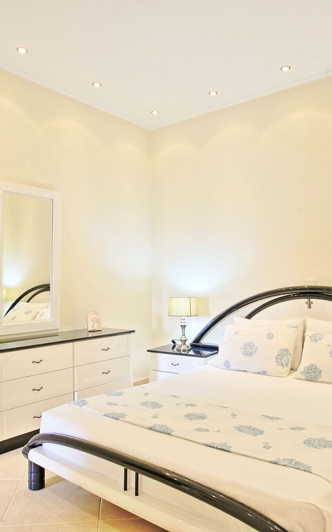 Acharavi Beach Villa: Schlafzimmer