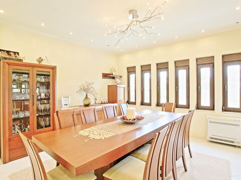 Acharavi Beach Villa