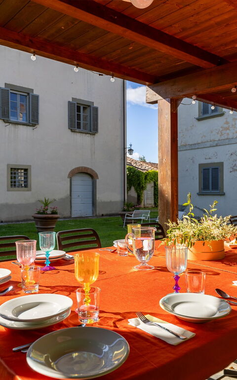 Villa Cangeli: Außen, Balkon / Terrasse / Patio, Draussen, Garten