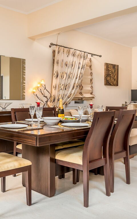 Villa Giador: Esszimmer, Wohnzimmer