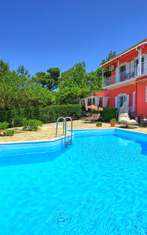 Villa Giador: Draussen, Schwimmbad