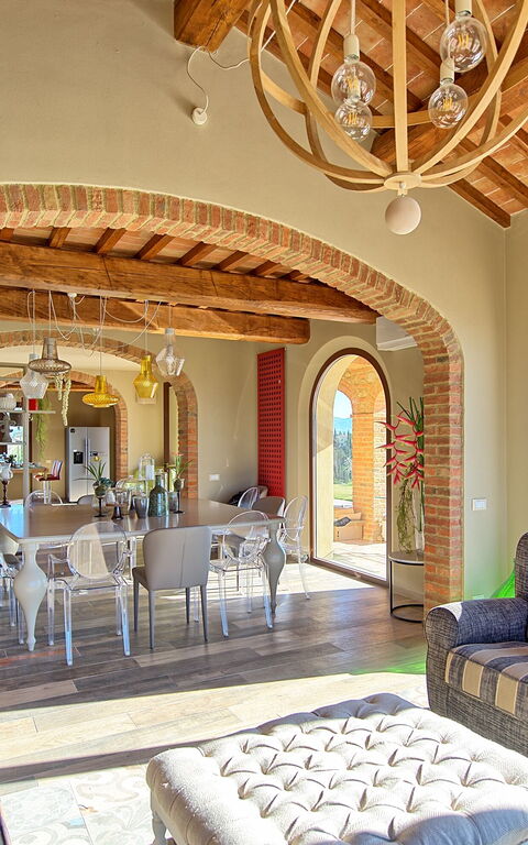 Villa Massimiliano: Esszimmer, Wohnzimmer