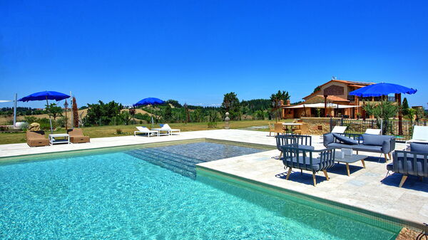 Villa Massimiliano: Schwimmbad