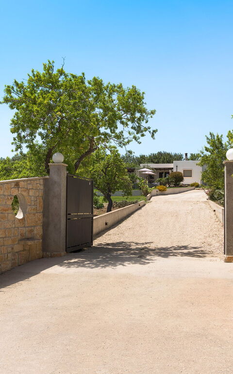 Villa Mara: Draussen