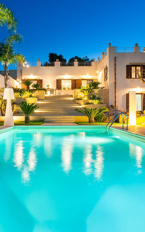 Villa Pigna Bianca: Draussen, Schwimmbad