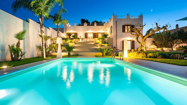 Villa Pigna Bianca: Draussen, Schwimmbad