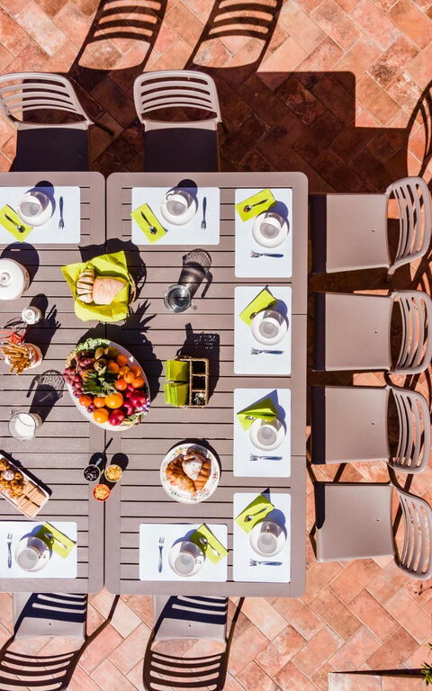 Villa Bonriposo: Draussen