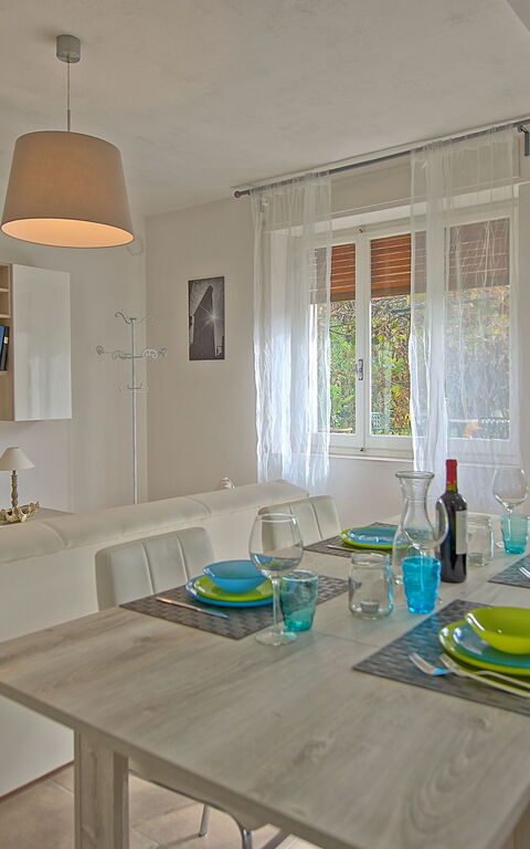 Casa Al Bosco: Esszimmer, Wohnzimmer