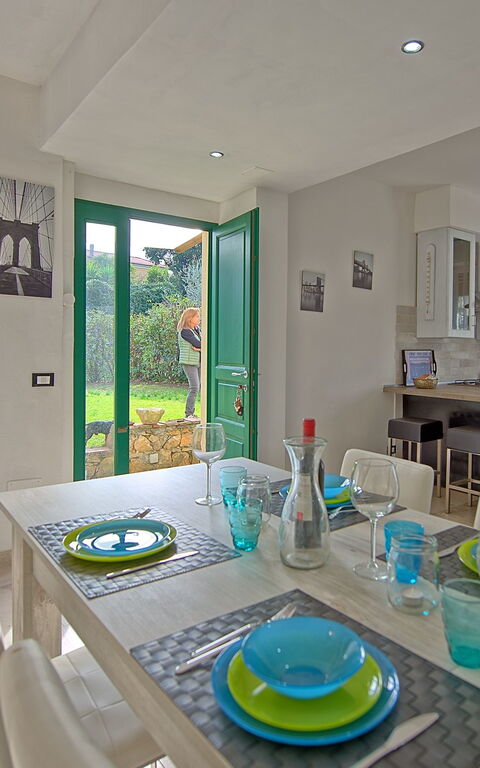 Casa Al Bosco: Esszimmer, Küche