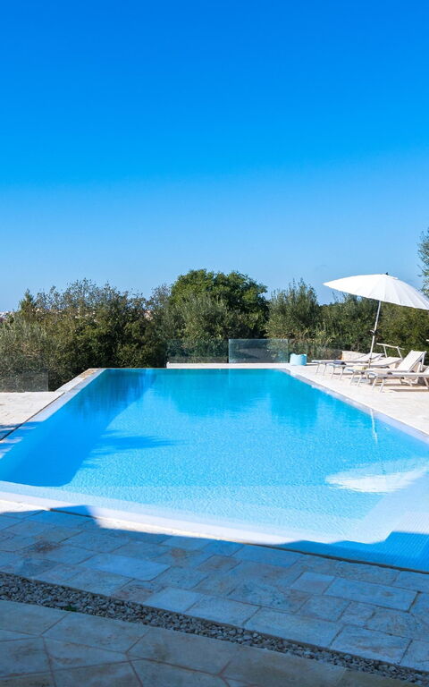 Villa Modigliani: Schwimmbad