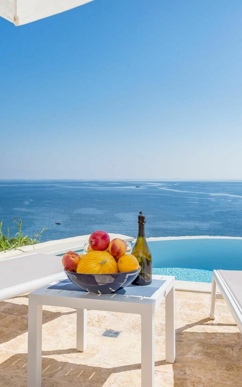 Villa Infinity: Balkon / Terrasse / Patio, Draussen, Schwimmbad