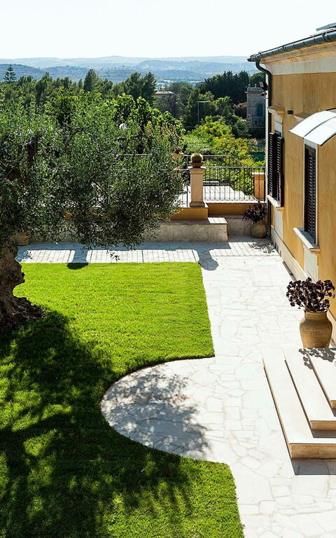 Villa Carolina: Draussen, Garten