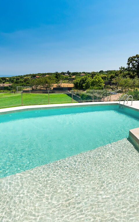 Villa Torre Etnea: Garten, Schwimmbad