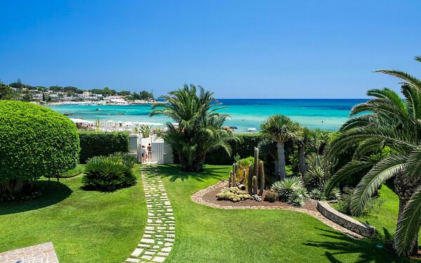 Villa la Plage: Ansichten, Draussen, Garten