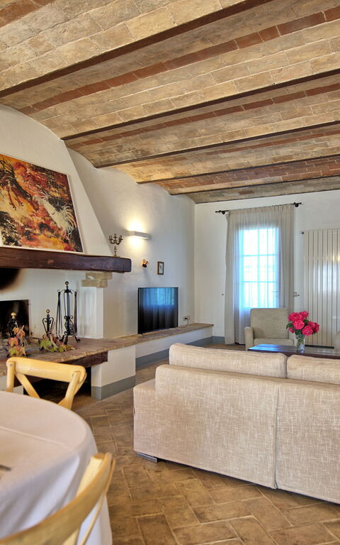 Villa Il Caggio: Esszimmer, Wohnzimmer