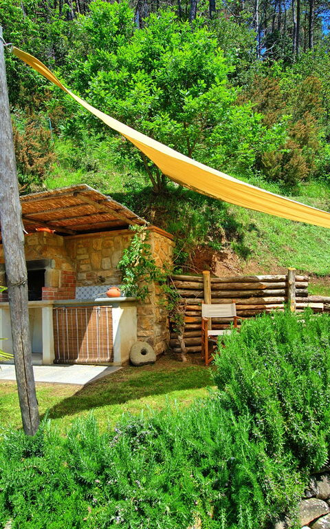 Casale Di Cozzile: Garten