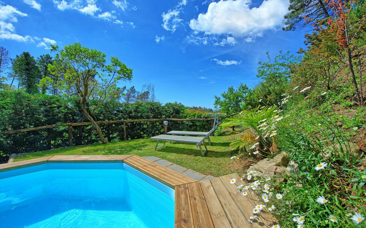 Casale Di Cozzile: Garten, Schwimmbad