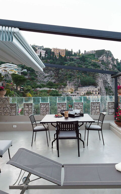 Torre Isola Bella: Balkon / Terrasse / Patio