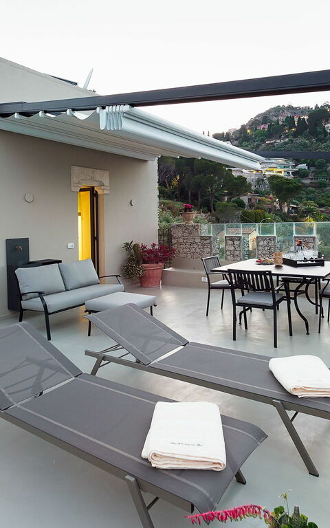 Torre Isola Bella: Balkon / Terrasse / Patio