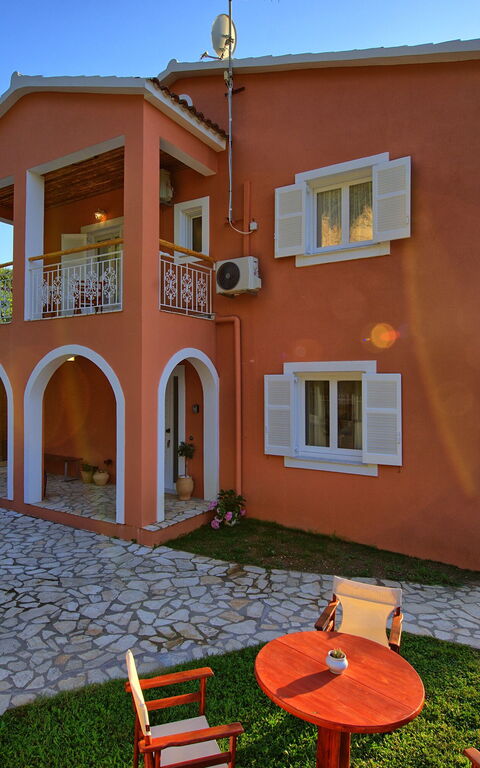 Villa Melodia: Draussen, Garten