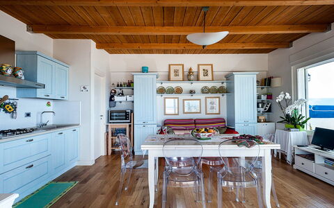 Unterkunft Onda: Esszimmer, Küche, Wohnzimmer