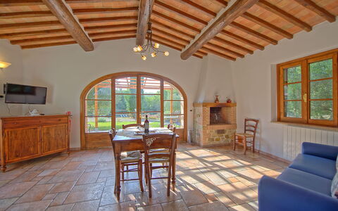 Unterkunft Mulignone 1: Esszimmer, Wohnzimmer