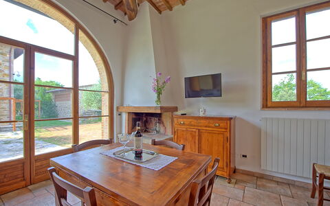 Unterkunft Mulignone 3: Esszimmer, Wohnzimmer