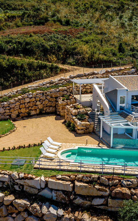 Villa Scire: Ansichten, Draussen, Garten, Schwimmbad