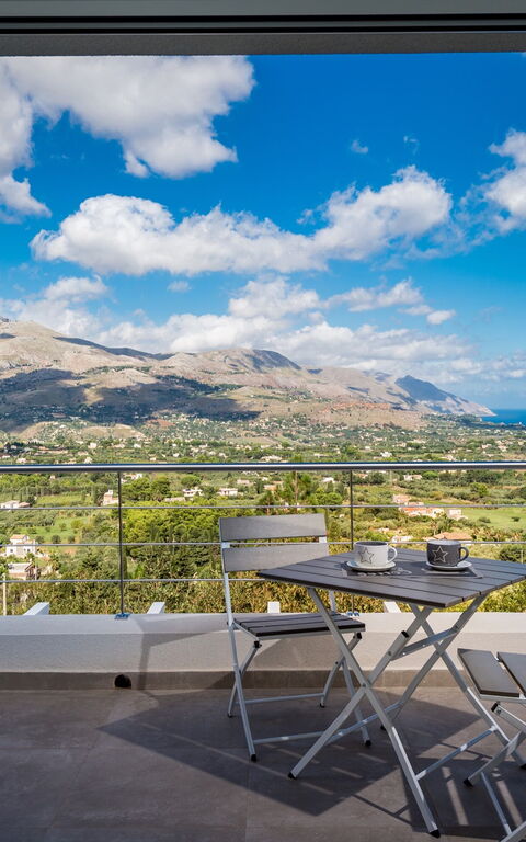 Villa Scire: Balkon / Terrasse / Patio, Draussen