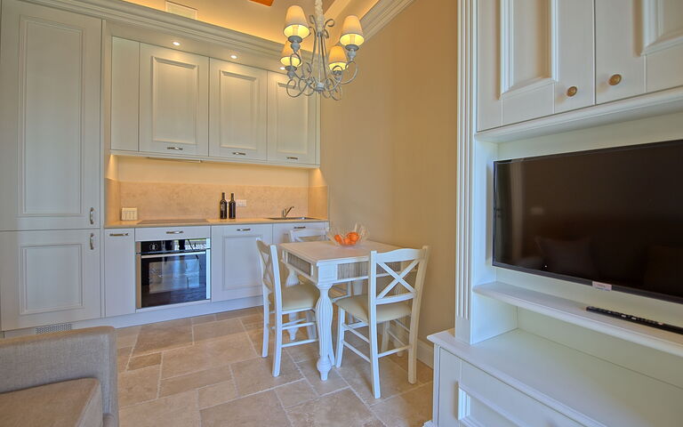 Unterkunft Sole Di Vino - 1: Esszimmer, Küche, Wohnzimmer