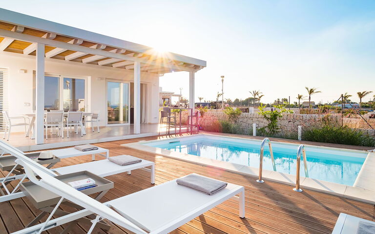 Villa San Lorenzo Palma: Draussen, Schwimmbad