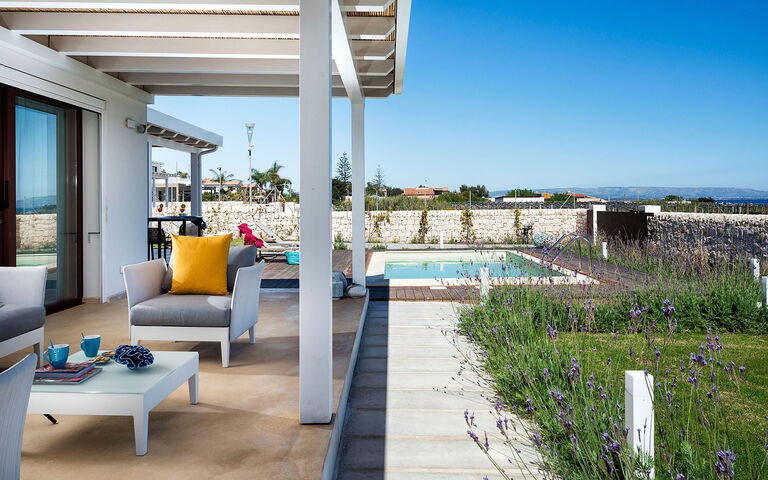 Villa San Lorenzo Lavanda: Draussen, Schwimmbad