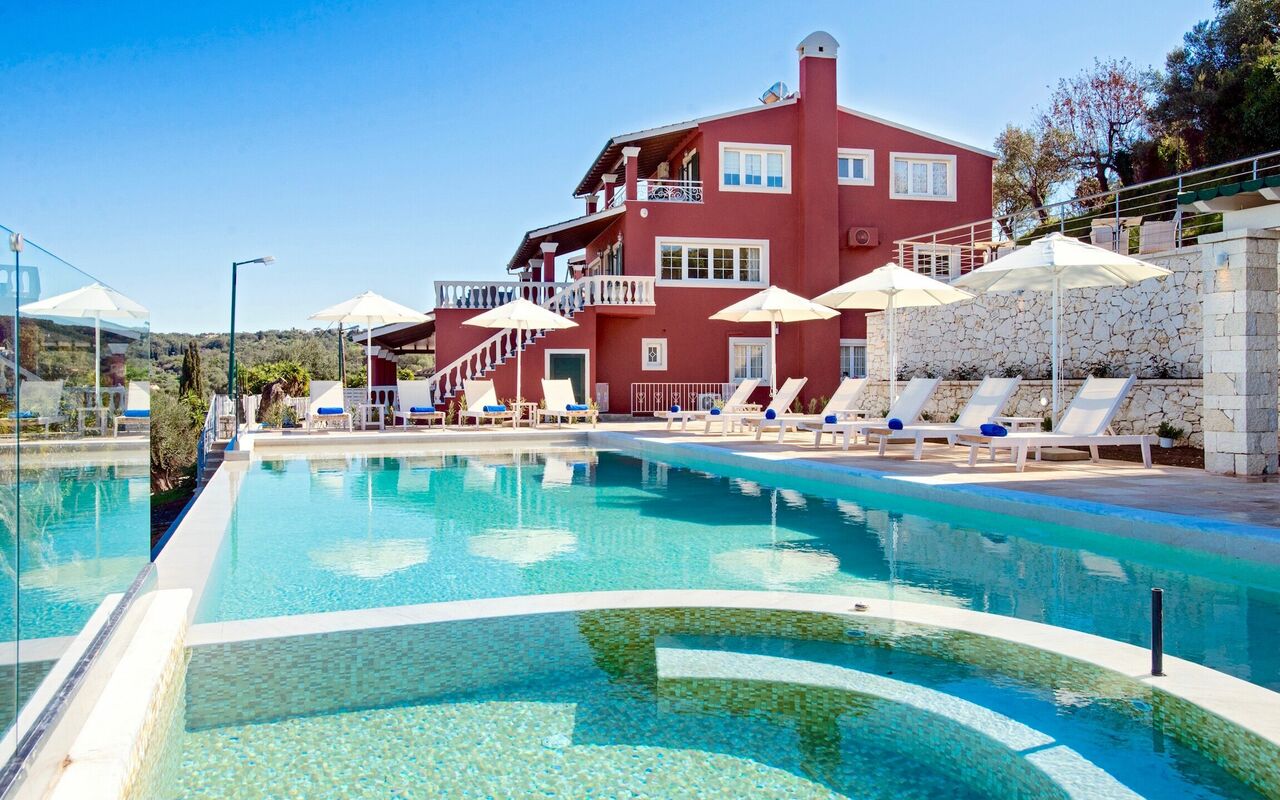 Villa Corfu Panorama: Draussen, Schwimmbad