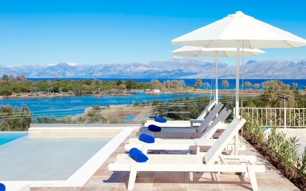 Villa Corfu Panorama: Schwimmbad