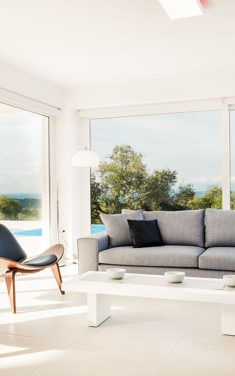 Villa Athena: Esszimmer, Küche, Wohnzimmer