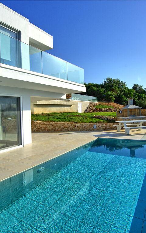 Villa Nafsika: Außen, Schwimmbad